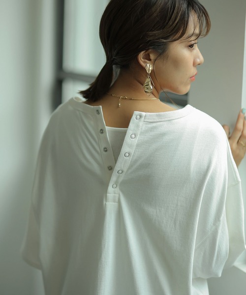 GeeRA(ジーラ)の「前後2WAYラウンドビッグTシャツ(Tシャツ/カットソー・レディース・アイボリー/モカ/チャコール・MEDIUM)」の2枚目の写真