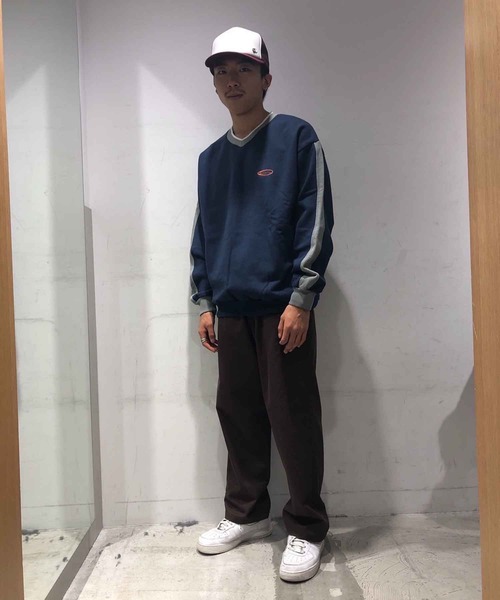 XLARGE（エクストララージ）の「LINE V NECK SWEAT（スウェット・メンズ・ブラック/ネイビー/グリーン・L/XL/S/M）」の18枚目の写真