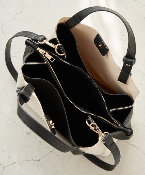 ROPE' PICNIC(ロペピクニック)の「【軽量】キャンバスコンビスウェイハンドル5層ミドルトート&ショルダーバッグ(トートバッグ・レディース・ブラック系その他/ホワイト系その他5/レッド系その他2・FREE)」の15枚目の写真