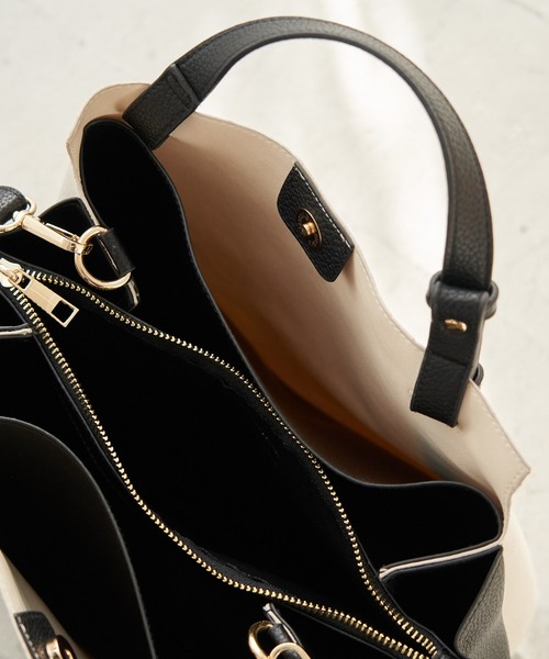 ROPE' PICNIC(ロペピクニック)の「【軽量】キャンバスコンビスウェイハンドル5層ミドルトート&ショルダーバッグ(トートバッグ・レディース・ブラック系その他/ホワイト系その他5/レッド系その他2・FREE)」の16枚目の写真