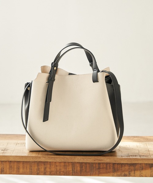 ROPE' PICNIC(ロペピクニック)の「【軽量】キャンバスコンビスウェイハンドル5層ミドルトート&ショルダーバッグ(トートバッグ・レディース・ブラック系その他/ホワイト系その他5/レッド系その他2・FREE)」の20枚目の写真