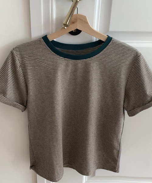 ABITOKYO(アビトーキョー)の「ハーフボーダーカットTシャツ(Tシャツ/カットソー・レディース・ブラック/グリーン/キャメル・M/L)」の7枚目の写真