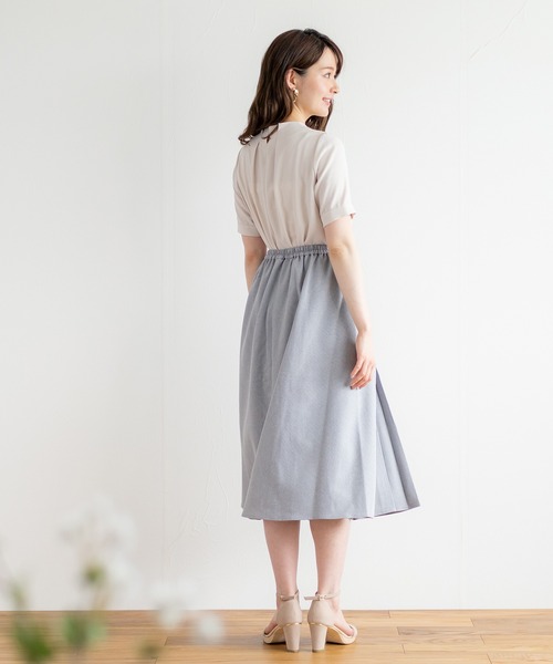 White Collection(ホワイトコレクション)の「【ヴィンテージシャンブレー】タックフレアースカート(スカート・レディース・ベージュ/グレー/カーキ・FREE)」の13枚目の写真