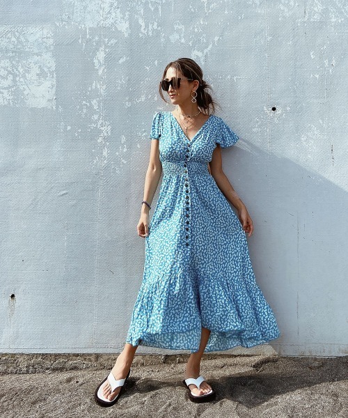 esutoreja（エストレジャ）の「フラワーバックオープンワンピース（ワンピース・レディース・ブルー/レッド/ブラック・FREE）」の4枚目の写真