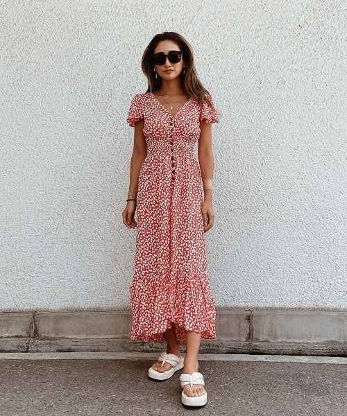 esutoreja（エストレジャ）の「フラワーバックオープンワンピース（ワンピース・レディース・ブルー/レッド/ブラック・FREE）」の14枚目の写真