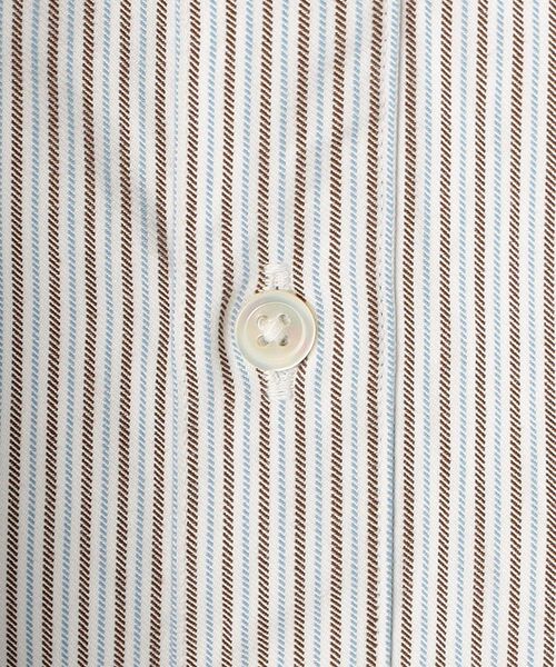 SHIPS(シップス)の「SHIPS: 播州織 先染めツイル バンドカラーシャツ(シャツ/ブラウス・メンズ・ホワイト/ネイビー/ブラウン・SMALL/MEDIUM/LARGE/X-LARGE)」の20枚目の写真