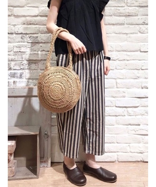 Samansa Mos2（サマンサ モスモス）の「綿麻タックパンツ（その他パンツ・レディース・ブラック/ベージュ/オフホワイト/キナリ・ﾌﾘ-）」の4枚目の写真