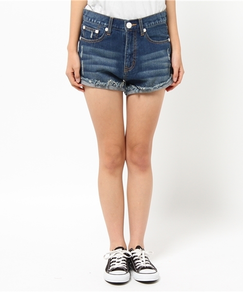 MILKFED.（ミルクフェド）の「ROLLED SHORTS　（ショートパンツ/デニム）（デニムパンツ・レディース・マルチ/ブルー・SMALL/MEDIUM）」の3枚目の写真
