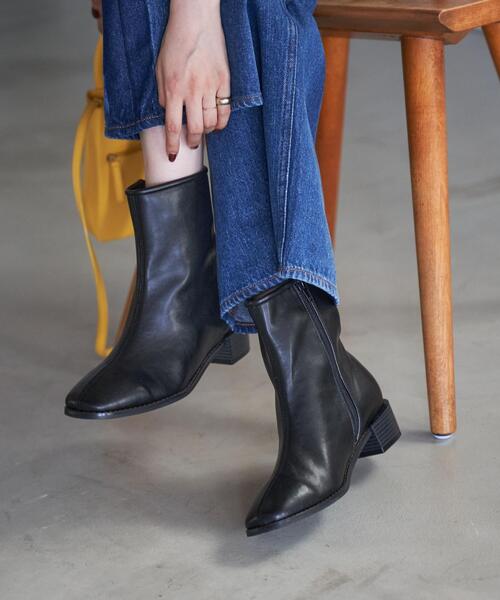 coen（コーエン）の「センターシームショートブーツ（ブーツ・レディース・ブラック/ダークブラウン/オフホワイト・SMALL/MEDIUM/LARGE/X-LARGE）」の6枚目の写真
