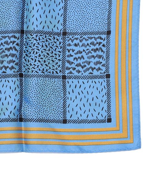 SHIPS(シップス)の「【SHIPS別注】MAISON No.8:チェックスカーフ◆(バンダナ/スカーフ・レディース・グリーン/ブルー系・ONE SIZE)」の6枚目の写真