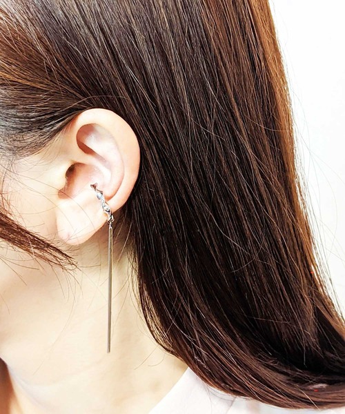 BROTHERHOOD（ブラザーフッド）の「【earyear】デザインフープ片耳イヤーカフ 2（イヤーカフ・レディース・D/L/F/B/J/H/G/A/I/E/C/K/R/N/P/Q/M/V/U/T/S/O・FREE）」の5枚目の写真