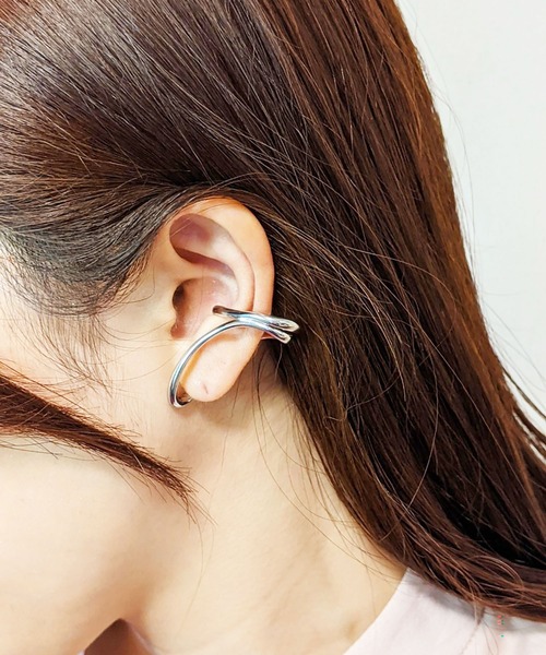 BROTHERHOOD（ブラザーフッド）の「【earyear】デザインフープ片耳イヤーカフ 2（イヤーカフ・レディース・D/L/F/B/J/H/G/A/I/E/C/K/R/N/P/Q/M/V/U/T/S/O・FREE）」の11枚目の写真