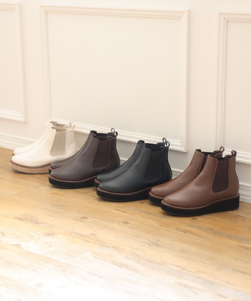 VIVIAN（ヴィヴィアン）の「厚底サイドゴアショートブーツ（ブーツ・レディース・ブラック/ダークブラウン/ブラウン/アイボリー・S/M/L）」の5枚目の写真