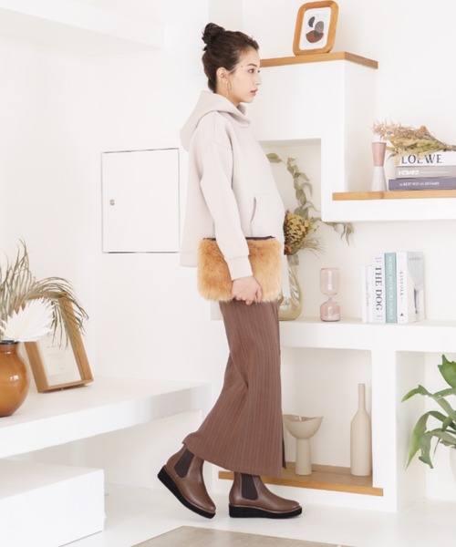 VIVIAN（ヴィヴィアン）の「厚底サイドゴアショートブーツ（ブーツ・レディース・ブラック/ダークブラウン/ブラウン/アイボリー・S/M/L）」の8枚目の写真