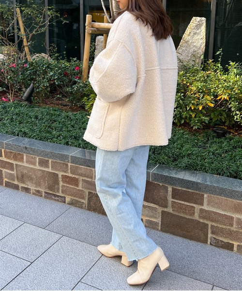 StyleSea（スタイルシー）の「2wayリバーシブルスウェード×ボアショートコート（ノーカラージャケット・レディース・ライトベージュ/モカ/ブラック・MEDIUM）」の16枚目の写真