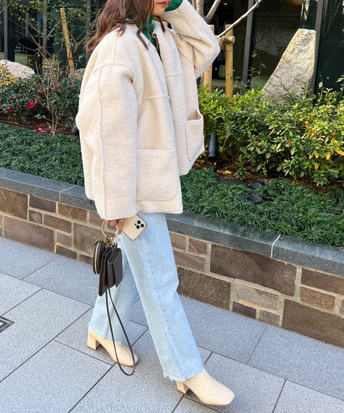 StyleSea（スタイルシー）の「2wayリバーシブルスウェード×ボアショートコート（ノーカラージャケット・レディース・ライトベージュ/モカ/ブラック・MEDIUM）」の18枚目の写真