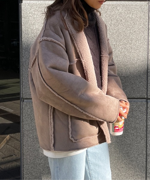 StyleSea（スタイルシー）の「2wayリバーシブルスウェード×ボアショートコート（ノーカラージャケット・レディース・ライトベージュ/モカ/ブラック・MEDIUM）」の8枚目の写真