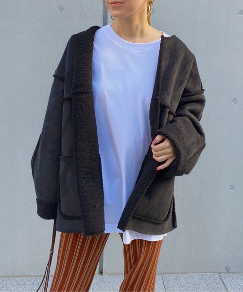StyleSea（スタイルシー）の「2wayリバーシブルスウェード×ボアショートコート（ノーカラージャケット・レディース・ライトベージュ/モカ/ブラック・MEDIUM）」の11枚目の写真