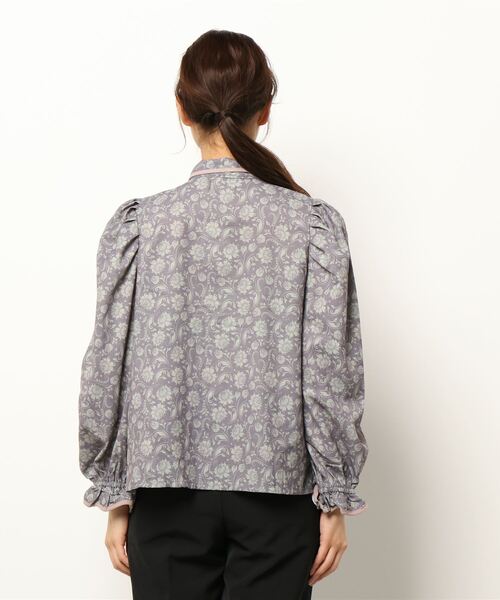 Hamble by Par Avion（ハンブルバイパラビオン）の「ヴィンテージ柄リボンブラウス（シャツ/ブラウス・レディース・ブラック/ベージュ・ONESIZE）」の5枚目の写真