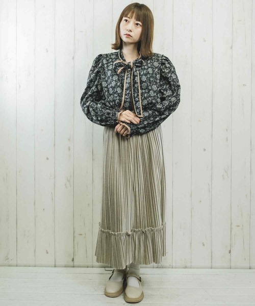 Hamble by Par Avion（ハンブルバイパラビオン）の「ヴィンテージ柄リボンブラウス（シャツ/ブラウス・レディース・ブラック/ベージュ・ONESIZE）」の20枚目の写真