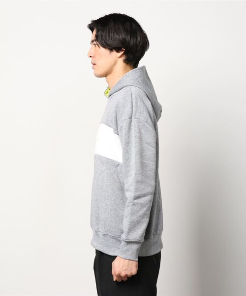 SHISKY(シスキー)の「裏起毛 切り替え プリント プルオーバー パーカー(パーカー・メンズ・グレー系その他/ベージュ系その他/杢グレー/ブラック系その他2/ブラック/オフホワイト/ベージュ/ブラック系その他3/ブラック系その他・XL/M/L)」の10枚目の写真