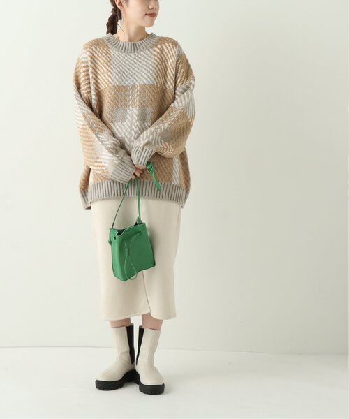 RAY CASSIN(レイカズン)の「チェックビックニットプルオーバー(ニット/セーター・レディース・チャコールグレー/ベージュ/キナリ・FREE)」の6枚目の写真