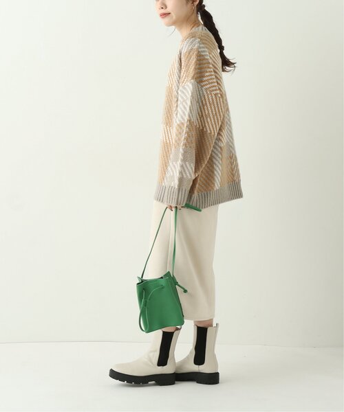 RAY CASSIN(レイカズン)の「チェックビックニットプルオーバー(ニット/セーター・レディース・チャコールグレー/ベージュ/キナリ・FREE)」の7枚目の写真