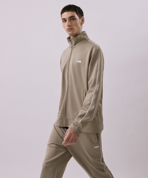 FCMM(エフシーエムエム)の「CLUB SIDELINE TRACK JACKET/クラブサイドライントラックジャケット(その他トップス・メンズ・ブラック/ナチュラル/ミント/ブルー/ホワイト/ラベンダー・MEDIUM/LARGE)」の8枚目の写真