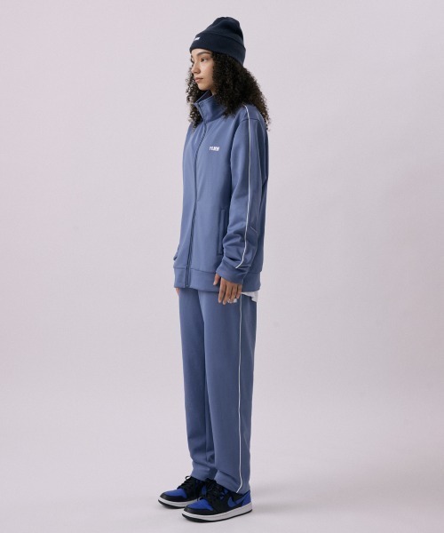☆関税込☆FCMM★FCMM CLUB SIDELINE TRACK JACKE.T★ジャージ★ セール】CLUB SIDELINE TRACK JACKET/クラブサイドライン