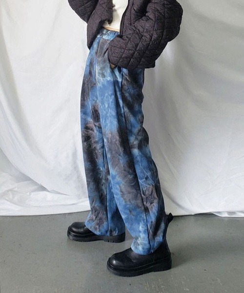 me+em select（ミームセレクト）の「2WAY タイダイジョガーパンツ（スウェットパンツ・レディース・ブラック/グレー/ブラウン/ブルー・MEDIUM/LARGE）」の11枚目の写真