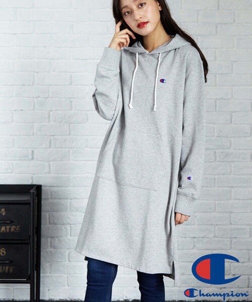 ブランド古着 長袖ワンピース E Hyphen World Galleryコラボ ワンピース Champion チャンピオン のファッション通販 Zozoused