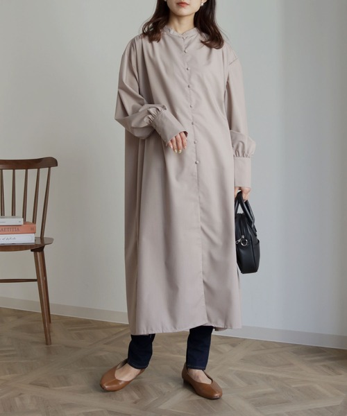 HER CLOSET(ハークローゼット)の「【shemoshelly】くるみ釦シャツワンピース(シャツワンピース・レディース・ホワイト/グレイッシュベージュ・M)」の8枚目の写真