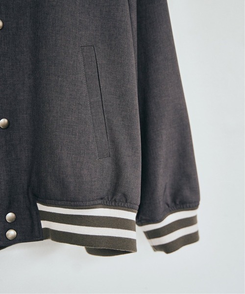 EDIFICE（エディフィス）の「TR アワード ブルゾン（スタジャン・メンズ・グレー/ベージュ・MEDIUM/LARGE）」の9枚目の写真