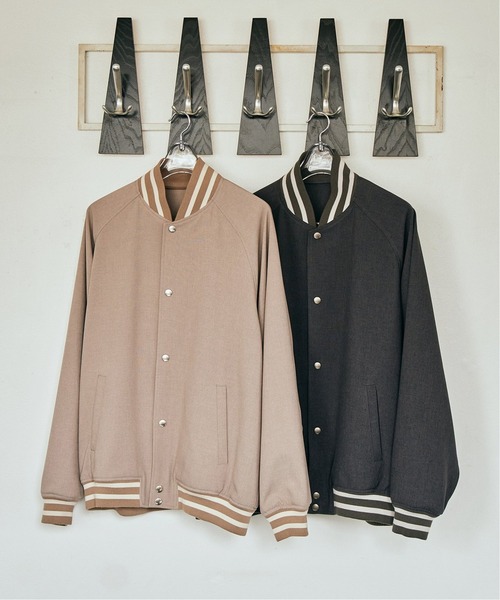 EDIFICE（エディフィス）の「TR アワード ブルゾン（スタジャン・メンズ・グレー/ベージュ・MEDIUM/LARGE）」の11枚目の写真