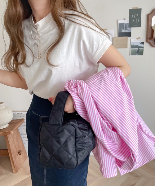 moment+(モーメントプラス)の「【累計販売枚数10万枚突破!】先染めストライプ&ギンガムチェック&マルチストライプビッグシルエット長袖シャツ(シャツ/ブラウス・レディース・ブラック/ネイビー/レッド/サックスブルー/ターコイズブルー/オレンジ/グリーン/ピンク/ブラック系その他/ベージュ/ブルー/イエロー系その他/ピンク系その他/ブルー系その他・M/L)」の15枚目の写真