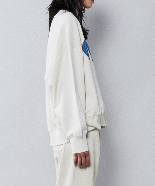 CONVERSE TOKYO（コンバーストウキョウ）の「レトロロゴプリントスウェット(WOMEN)（スウェット・レディース・アイボリー/ブラウン/オレンジ/ミント/ブルー・FREE）」の6枚目の写真