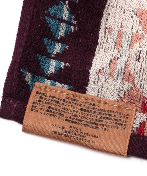 BAYFLOW（ベイフロー）の「スクロールフェイスタオル（タオル・レディース・レッド/グリーン・0）」の4枚目の写真