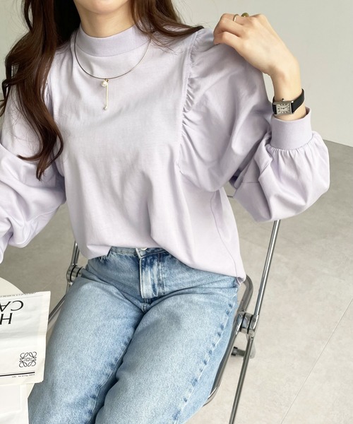GeeRA(ジーラ)の「綿100%きれいめボリューム袖カットソー(Tシャツ/カットソー・レディース・ラベンダー/オフホワイト/ブラック・SMALL/X-LARGE/MEDIUM/LARGE/XX-LARGE)」の2枚目の写真
