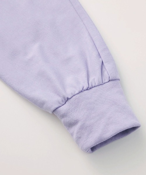GeeRA(ジーラ)の「綿100%きれいめボリューム袖カットソー(Tシャツ/カットソー・レディース・ラベンダー/オフホワイト/ブラック・SMALL/X-LARGE/MEDIUM/LARGE/XX-LARGE)」の5枚目の写真