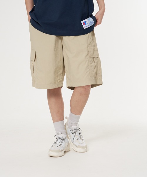 Champion(チャンピオン)の「【CHAMPION/チャンピオン】ナイロンリップストップイージーカーゴショーツ 撥水性 カーゴポケット ウェストベルト(カーゴパンツ・メンズ・ネイビー/グリーン/ベージュ/チャコールグレー・MEDIUM/X-LARGE/LARGE)」の2枚目の写真