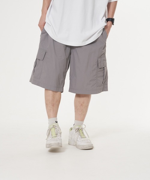 Champion(チャンピオン)の「【CHAMPION/チャンピオン】ナイロンリップストップイージーカーゴショーツ 撥水性 カーゴポケット ウェストベルト(カーゴパンツ・メンズ・ネイビー/グリーン/ベージュ/チャコールグレー・MEDIUM/X-LARGE/LARGE)」の1枚目の写真