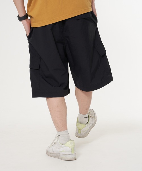 Champion(チャンピオン)の「【CHAMPION/チャンピオン】ナイロンリップストップイージーカーゴショーツ 撥水性 カーゴポケット ウェストベルト(カーゴパンツ・メンズ・ネイビー/グリーン/ベージュ/チャコールグレー・MEDIUM/X-LARGE/LARGE)」の17枚目の写真