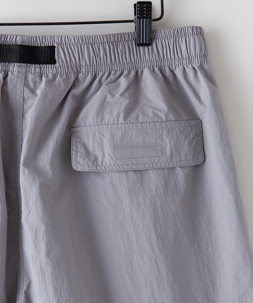 Champion(チャンピオン)の「【CHAMPION/チャンピオン】ナイロンリップストップイージーカーゴショーツ 撥水性 カーゴポケット ウェストベルト(カーゴパンツ・メンズ・ネイビー/グリーン/ベージュ/チャコールグレー・MEDIUM/X-LARGE/LARGE)」の5枚目の写真