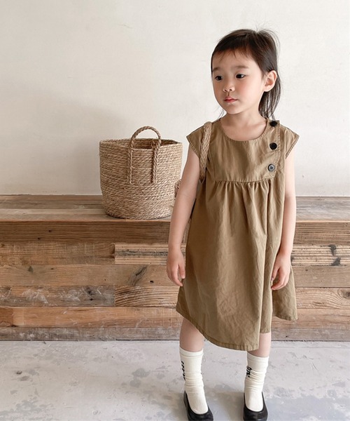 aimoha(アイモハ)の「aimoha-KIDS- 子供服 コットン無地ワンピース(ワンピース・キッズ・ライトベージュ/ダークベージュ・80/90/100/110/120/130)」の15枚目の写真