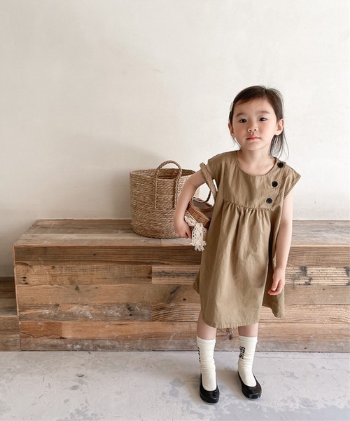 aimoha(アイモハ)の「aimoha-KIDS- 子供服 コットン無地ワンピース(ワンピース・キッズ・ライトベージュ/ダークベージュ・80/90/100/110/120/130)」の21枚目の写真