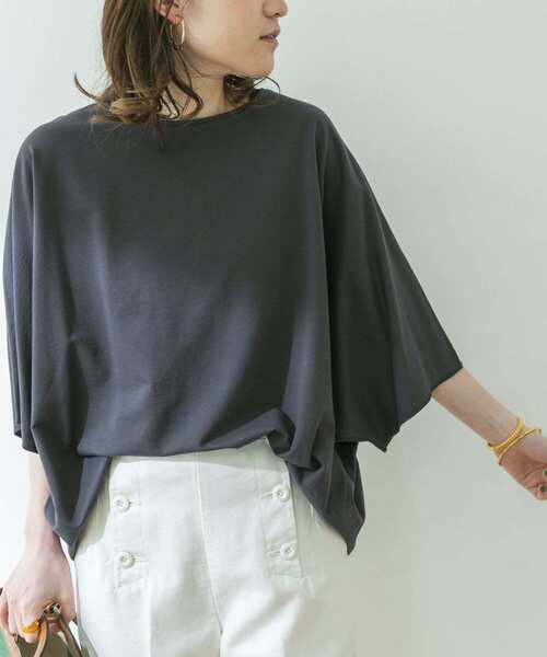 URBAN RESEARCH(アーバンリサーチ)の「インレードルマンカットソー(Tシャツ/カットソー・レディース・ライトグレー/オフホワイト/スミクロ/ベージュ/パープル・38/36)」の2枚目の写真