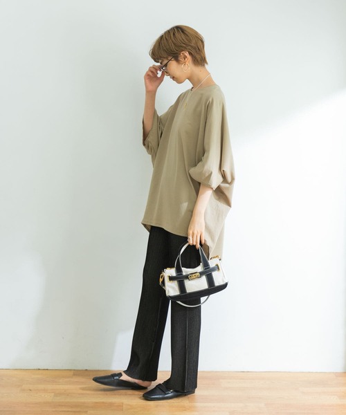 URBAN RESEARCH(アーバンリサーチ)の「インレードルマンカットソー(Tシャツ/カットソー・レディース・ライトグレー/オフホワイト/スミクロ/ベージュ/パープル・38/36)」の18枚目の写真