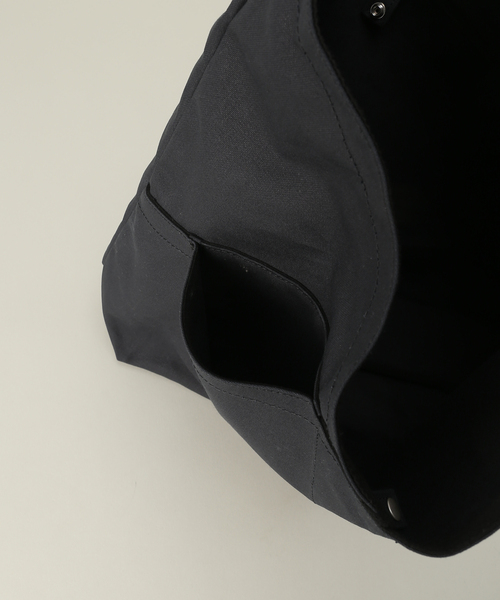 hobo(ホーボー)の「【hobo/ホーボー】別注AZUMA SHOULDER BAG CANVAS M(ショルダーバッグ・メンズ・ブラック/キャメル・FREE)」の10枚目の写真
