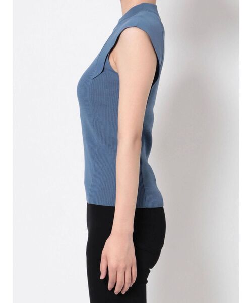 LAGUNAMOON(ラグナムーン)の「カバースリーブハイネックニットプルオーバー(ニット/セーター・レディース・アイボリー/ブラック/ブルー・FREE)」の10枚目の写真