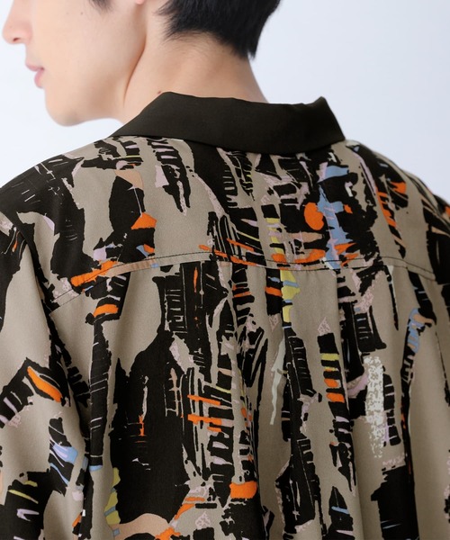 n'OrLABEL（ノアールレーベル）の「『配色グラフィカルプリント開襟シャツ』（シャツ/ブラウス・メンズ・ブラック・2/3）」の9枚目の写真